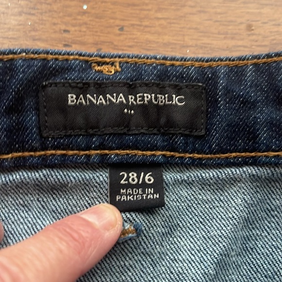 Banana Republic Factory Denim Button Skirt Size 6/28 - - Picture 2 of 4